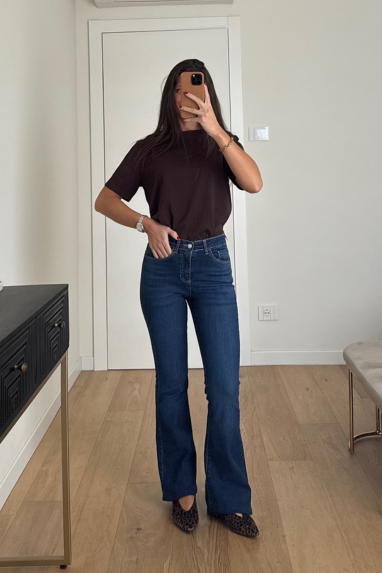 ECO Jeans a zampa con bottone gioiello