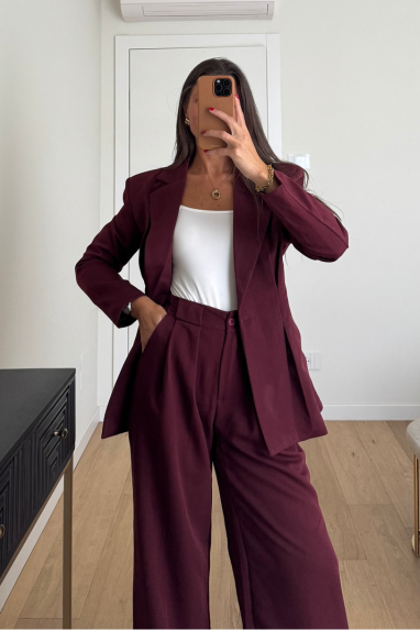 Tailleur giacca svasata