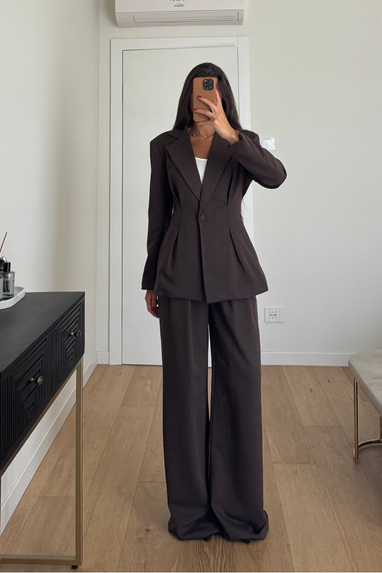 Tailleur giacca svasata