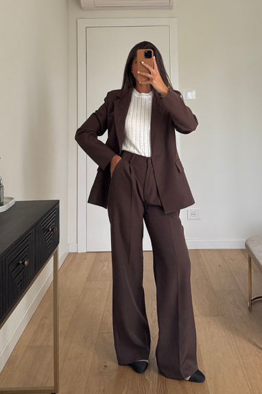 Tailleur pantalone e giacca monopetto