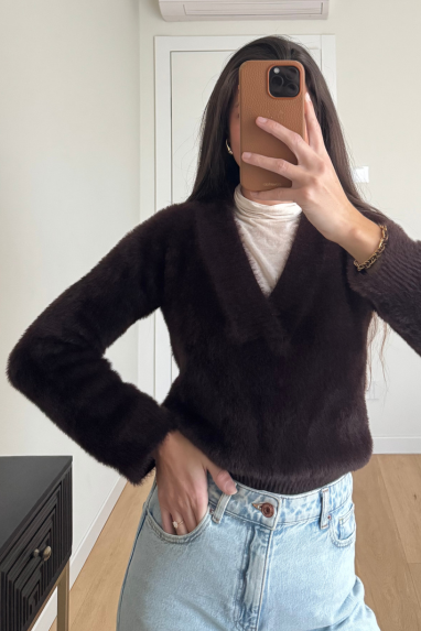 Maglia "peluche" scollo a V