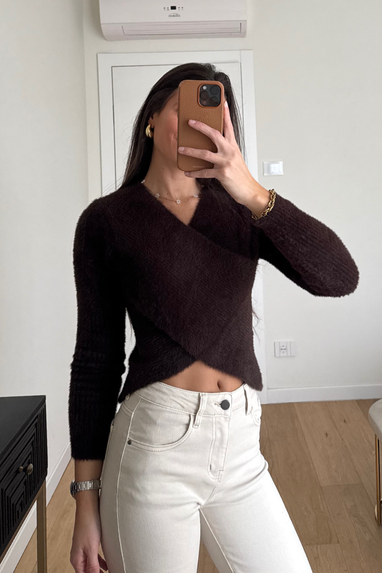 TWENTY Maglia peluche scollo asimmetrico