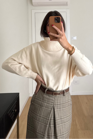 Maglione over collo alto