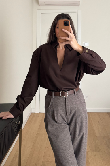 Camicia ampio scollo a V