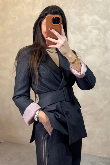 ECO Blazer gessato con cintura