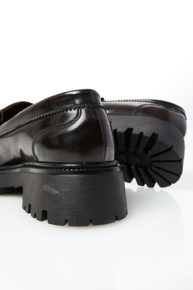 OVYÉ Mocassino con nappina