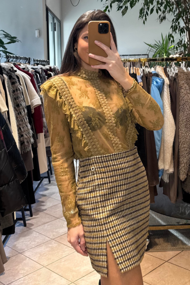 ECO Blusa pizzo con rouges