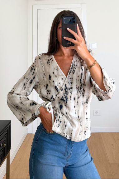 Anitiè Blusa incrociata fantasia