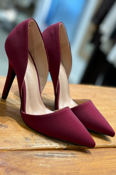 TWENTY Décolleté a punta