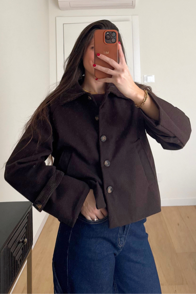 Giacchina spigata con colletto in velluto