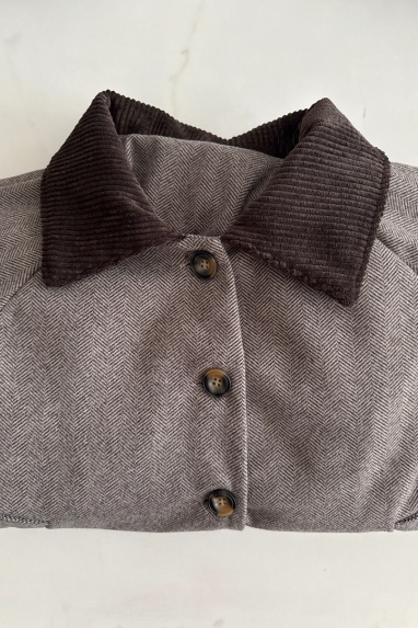 Giacchina spigata con colletto in velluto