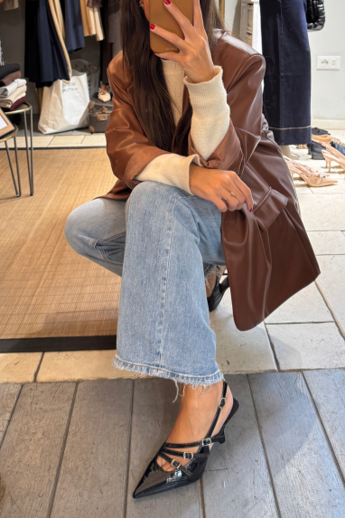 TWENTY Slingback in vernice con fibbie