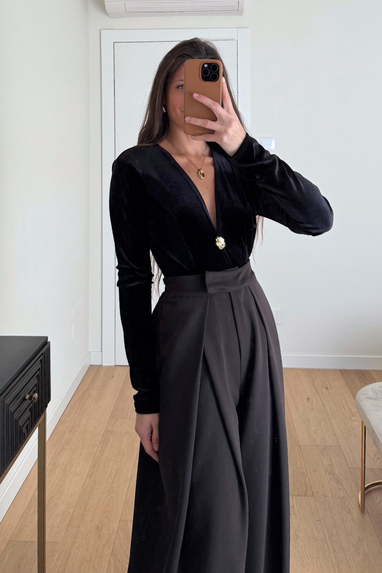 TWENTY Body in velluto con ampio scollo a V