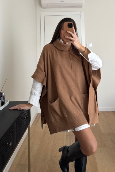 Maxi maglione con tasche frontali