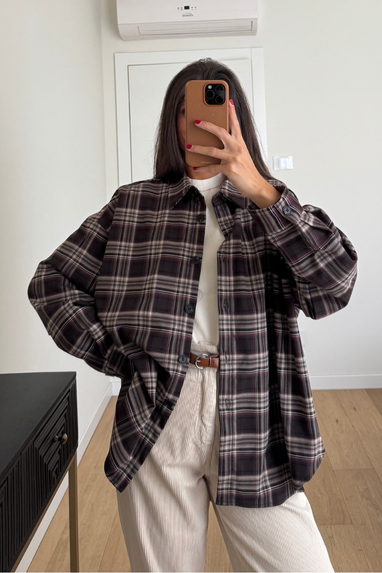 Camicia over a quadri