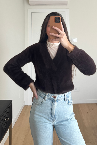 Maglia "peluche" scollo a V