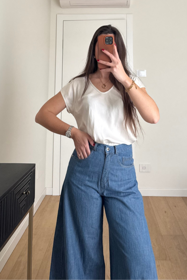 Jeans ampio a vita alta