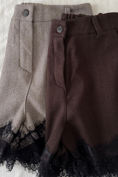 TWENTY Pantaloncino spigato con pizzo