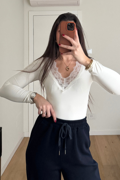 Body scollo a V con pizzo